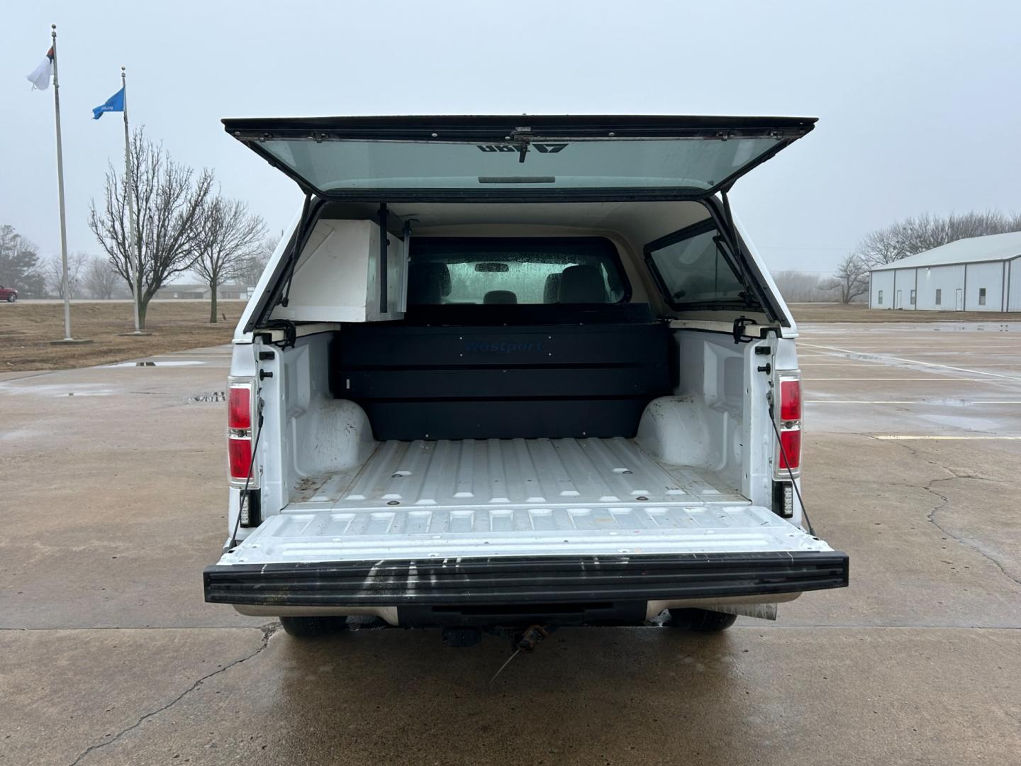 2014 White /Gray Ford F-150 (1FTEX1CM7EK) with an 3.7L V6 engine, 6-Speed Automatic transmission, located at 17760 Hwy 62, Morris, OK, 74445, (918) 733-4887, 35.609104, -95.877060 - Photo#15